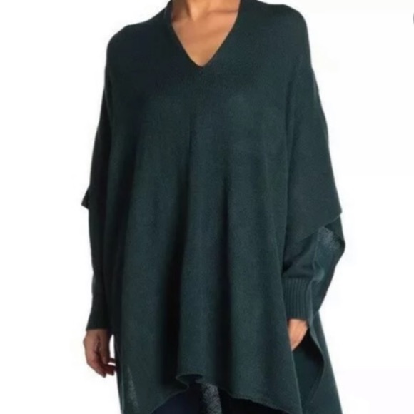 RDI Sweaters - RDI Nordstrom Long-sleeve Sweater Poncho/Spruce